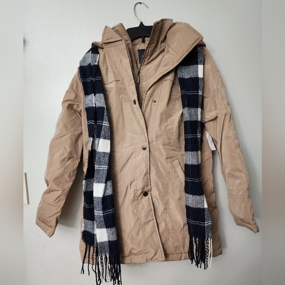Covington Missy Stadium Jacket With Scarf Dune Color Size Small - Picture 1 of 13